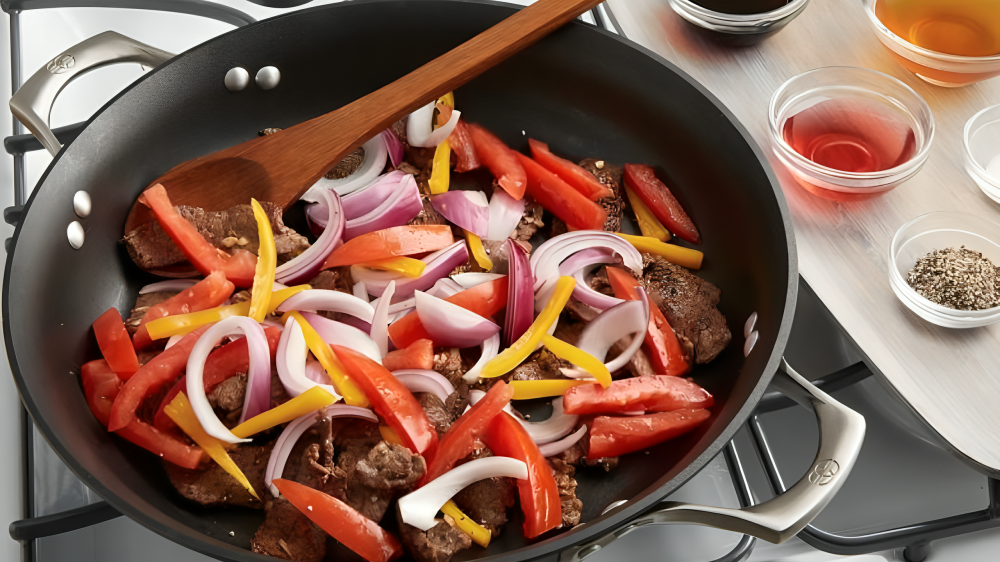 Carne en el sartén