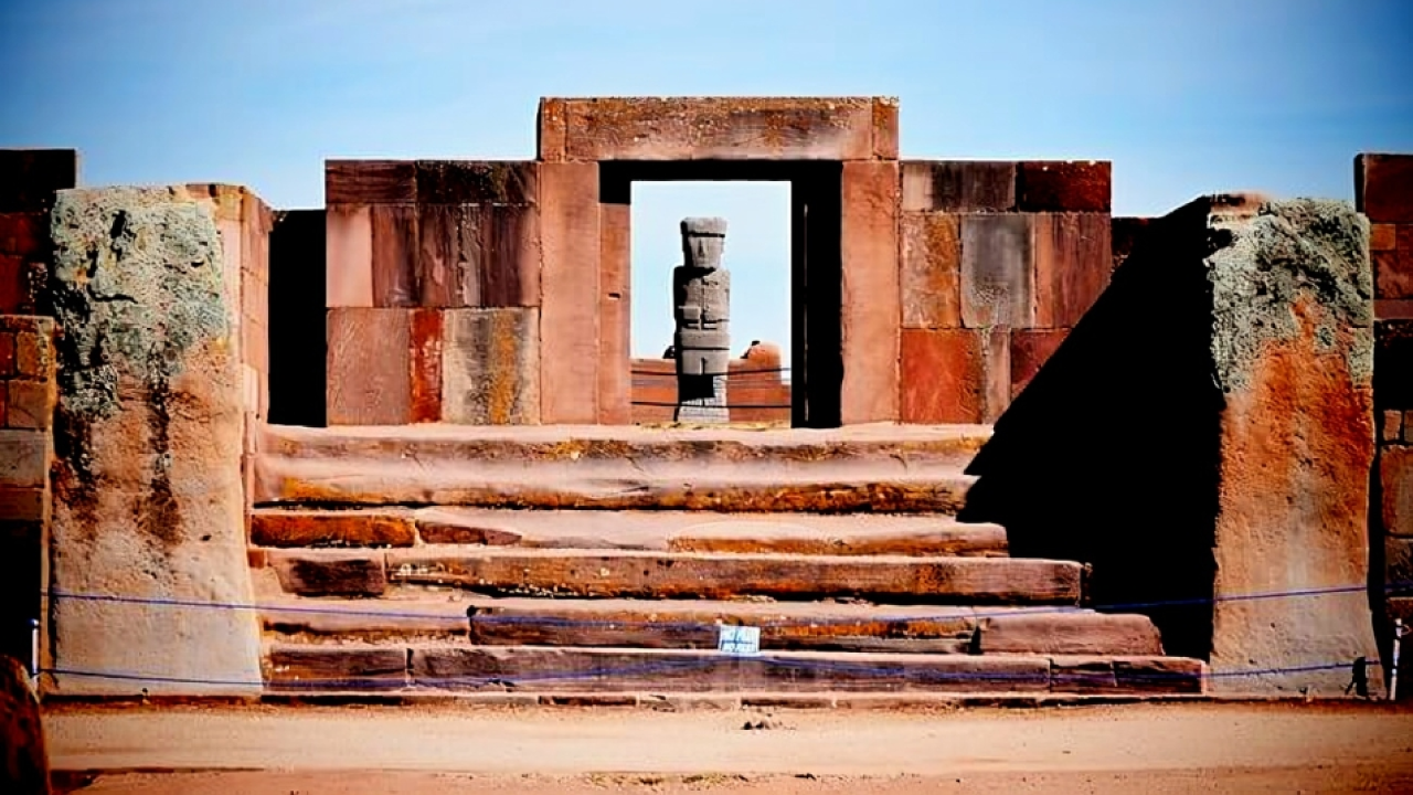 Templo de Kalasasaya de la Cultura Tiahuanaco